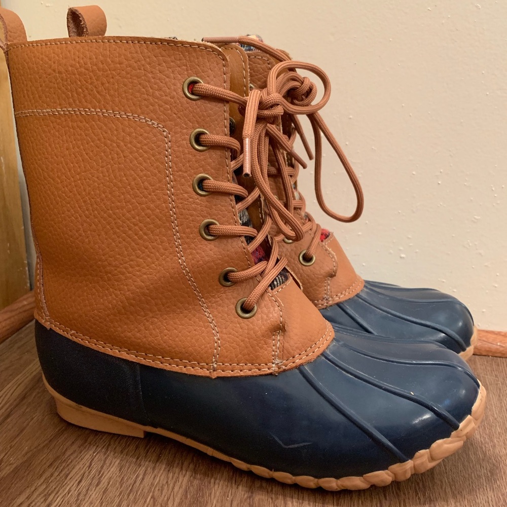 Duck boots 🥾 🦆